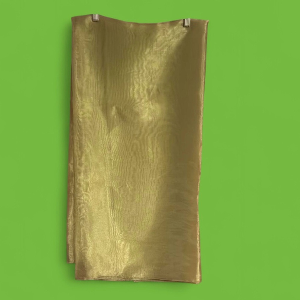 8 sheer tablecloths